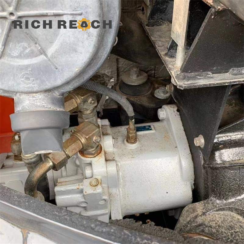 Side profile boom and arm of a 2025 Kubota KX183-3 used excavator, low hour 8-ton second-hand machine for sale $15,278 Richreach